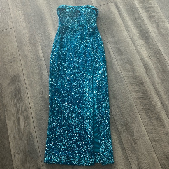 Dresses & Skirts - Gorgeous!   Sequin formal strapless dress